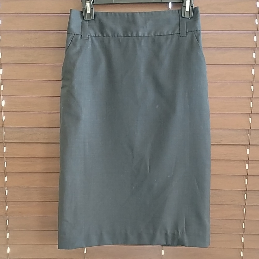 Banana Republic Size 2 Skirt